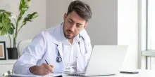 Nuovo fascicolo sanitario elettronico: conterrà anche gli esami fatti nelle strutture private