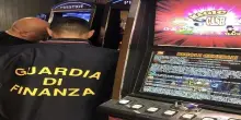 Sequestrato totem per le slot, titolare rischia 50mila euro di multa