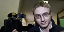 Omicidio Chiara Poggi, la scheda del processo: l’accusa, le date, le sentenze e il colpo di scena ai danni di Alberto Stasi