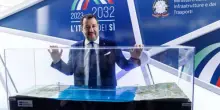 Via libera al Ponte sullo Stretto di Messina, Salvini e Meloni entusiasti: “Attraversamento entro 2033, tre fermate metro e 120mila posti di lavoro”