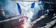 La piazza degli ultras contro Netanyahu dimentica gli orrori di Hamas. Ai palestinesi solo briciole, ma i colpevoli sono gli ebrei