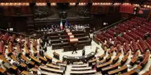 Taglio vitalizi agli ex parlamentari, la politica cede al populismo: inutile gioire, un giorno toccherà a voi
