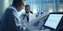 Olbia, il primo impianto di neurostimolazione midollare con l’IA