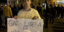“Gaza libera da Hamas”. Il cartello che irrita i pro-Pal e la testimonianza di un odio puro