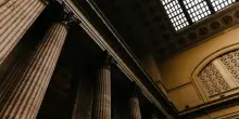 Vaticano, dove il “giusto processo” è impossibile. Quando il diritto si scontra con il potere assoluto