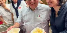 Elly Schlein stuzzica l’appetito dei followers con la pastasciutta antifascista