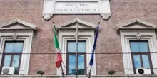 Giustizia più efficiente, economia più forte: il legame diretto tra tempi dei processi, attrattività degli investimenti e crescita del Pil