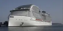 La nave Msc World Europa ferma al largo di Ponza: partiti due rimorchiatori