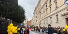 Una luce per gli ostaggi. Roma non dimentica il 7 ottobre