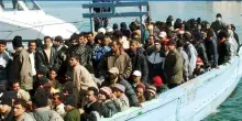 Sos Mediterranée denuncia: “Attacco armato della Guardia costiera libica contro la Ocean Viking”