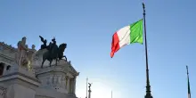 Il quorum del referendum è lontano: l’affluenza è al 22,7%. Le urne resteranno aperte fino alle 15