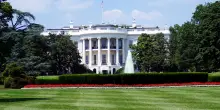 Dalla Corte Suprema degli Usa arriva il via libera per Trump al piano di espulsioni di migranti verso Paesi terzi