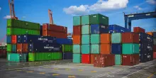Alimentari, vino e farmaci: crolla l’export, così i dazi affossano il Made in Italy