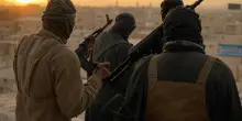 Orrore in Somalia: attentato suicida del gruppo jihadista al Shabaab causa la morte di 14 caschi blu e sei militari dell’esercito somalo