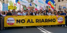 Sondaggi politici, la linea dura contro il riarmo dei 5 Stelle paga: M5s in ascesa, crolla il Pd