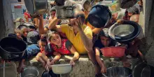 Gaza, l’appello di oltre 100 Ong contro Israele: “Basta usare la fame come arma”