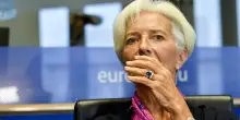 La Bce tira il freno sui tagli: tassi invariati al 2 per cento, pesa l’incertezza sui dazi Usa