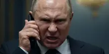 Trump chiede a Putin di fermarsi e lui risponde bombardando l’Ucraina. Zelensky preoccupato chiama il leader Usa per chiedergli di ripristinare le forniture militari