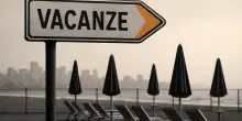 Vacanze negate, il 31% degli italiani non può permettersele. Siamo messi peggio di Francia e Germania