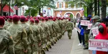 Gli Stati Uniti blindano le frontiere: il Pentagono estende le zone militarizzate al confine con il Messico