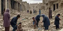Afghanistan, devastante terremoto: oltre 800 morti nelle province orientali