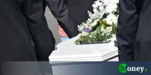 Quanto costa un funerale? Dall'economico al completo, ecco i prezzi