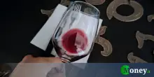 Tre passaggi fondamentali per degustare il vino (piccolo ripasso per le vacanze)