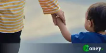Bonus mamme in busta paga 2025 con novità: beneficiarie, importi e istruzioni