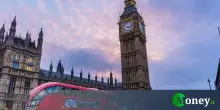 Addio soldi, metà dei ricchi britannici vogliono lasciare il Paese. Ecco perché