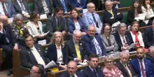 Starmer: attaccati Houthi in Yemen per la sicurezza nel Mar Rosso