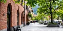 Risse nel centro di Bolzano: due arresti e denunce dopo violenze