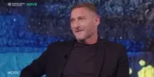 Totti: “Ogni tanto gioco a calciotto, ho accorciato il campo!”