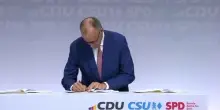 Germania, firmato il contratto di coalizione tra Unione Cdu-Csu e Spd