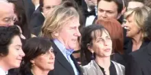 Gérard Depardieu condannato a 18 mesi per violenza sessuale