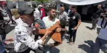 Almeno 80 civili uccisi in raid su Gaza, missile su Deir el-Balah