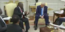 Agguato di Trump a Ramaphosa su “genocidio bianco” nello Studio Ovale
