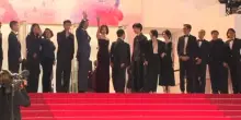 Festival di Cannes: il cast di “Resurrection” sfila sul red carpet