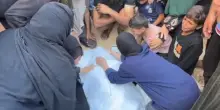 Colpi su una tendopoli, altri morti a Khan Younis nel sud di Gaza