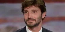 Affari tuoi, la rivelazione del figurante: pagati per applaudire?