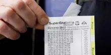 Colpo di scena al Lotto: una schedina da 5 euro vale una fortuna