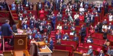Francia, l’Assemblea nazionale chiede abrogazione riforma delle pensioni