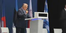 Orban attacca la politica Ue sui migranti: non staremo a guardare