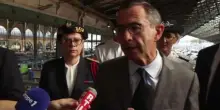 Ministro Interno a migranti: “Non venite in Francia, tolleranza zero”
