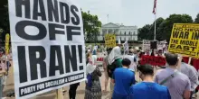 Proteste anti Trump davanti alla Casa Bianca e a New York