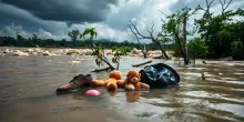 Flash flood in Pakistan: la storia toccante di una famiglia distrutta
