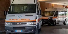 17enne muore in un grave incidente: travolto nella notte da uno scooter