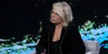 Uomini e Donne, clamorosa novità: Gianni Sperti nuovo tronista? L’indizio che scatena i fan