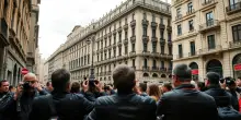 Fabrizio Corona: tra verità e finzione nel mondo dei paparazzi