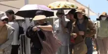 Caldo ad Atene, la salita all’Acropoli sotto il sole rovente