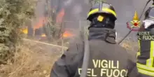 Oltre 100 interventi in 24 ore per incendi a vegetazione nel catanese